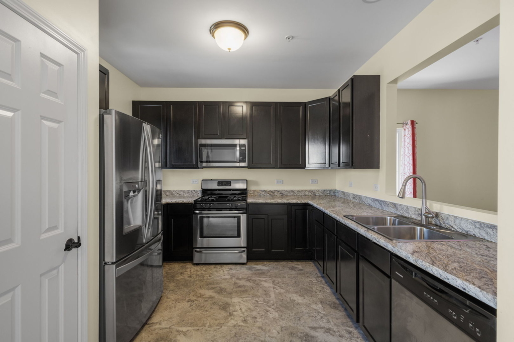 1476 Manning Avenue - Photo 23