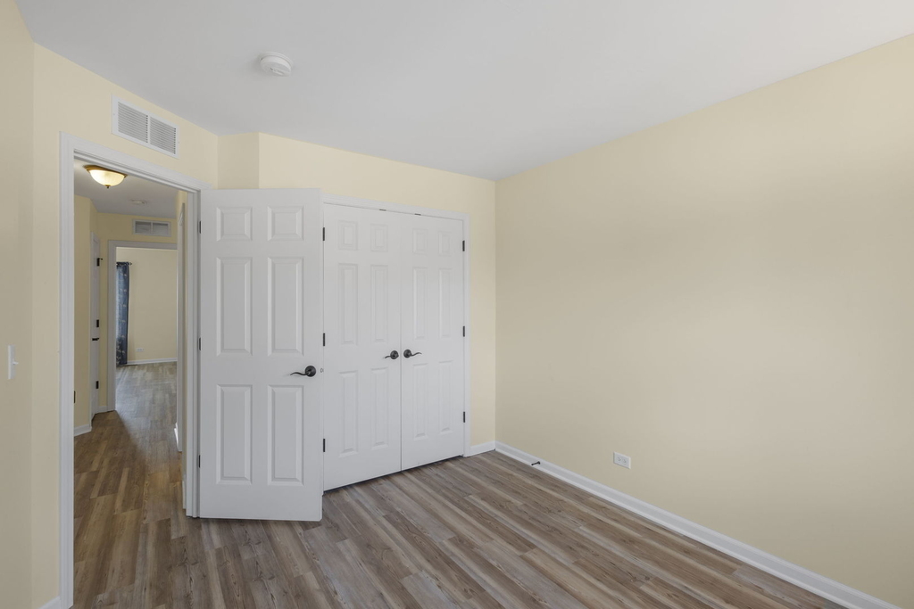 1476 Manning Avenue - Photo 16