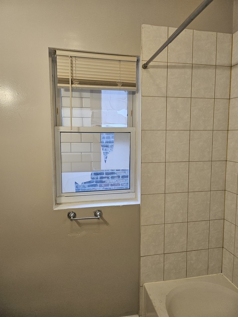7827 S Winchester Avenue - Photo 7