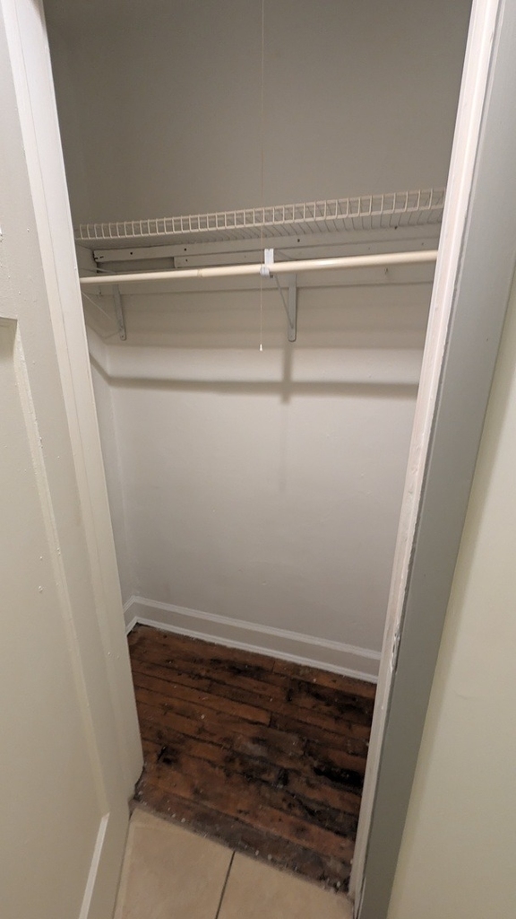 603 E 60th Street - Photo 6