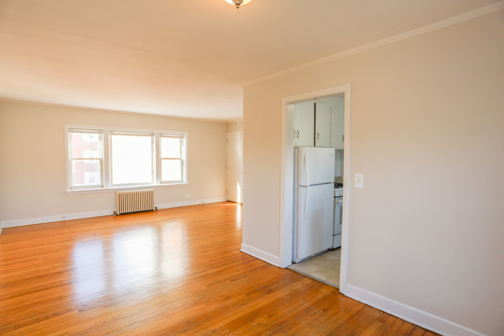 1219 W Harvard Terrace - Photo 1