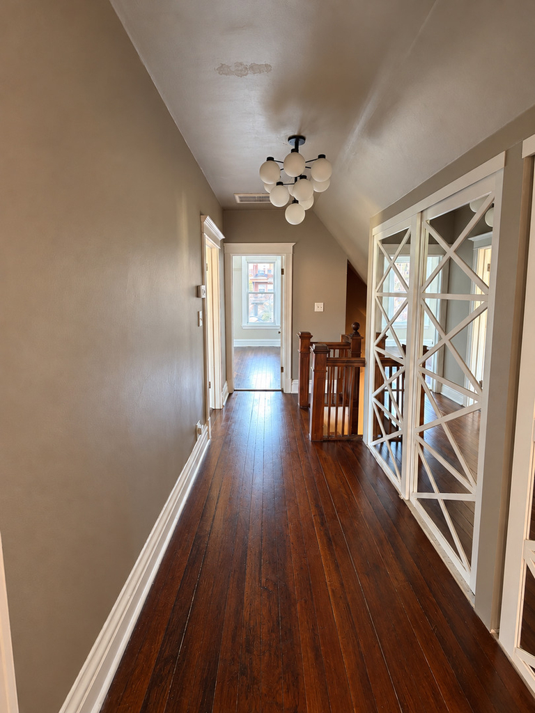 1950 W Foster Avenue - Photo 16