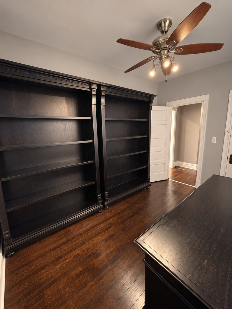 1950 W Foster Avenue - Photo 10