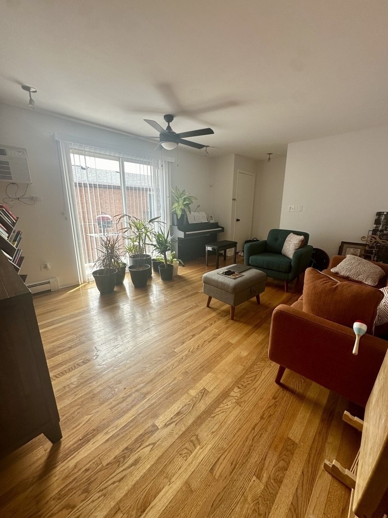 1727 W Touhy Avenue - Photo 1