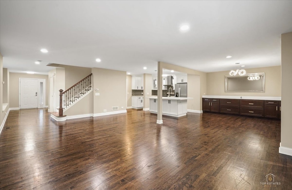 254 Taylor Court - Photo 7