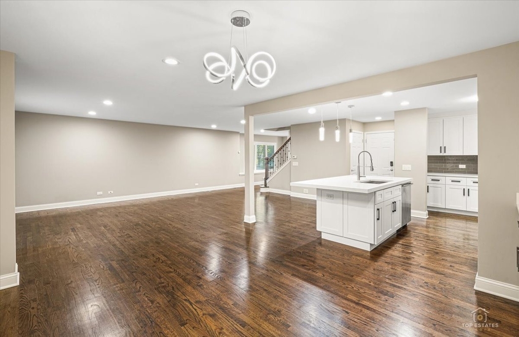 254 Taylor Court - Photo 10