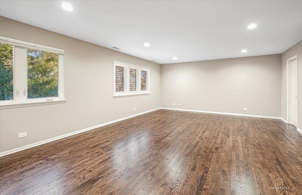 254 Taylor Court - Photo 14