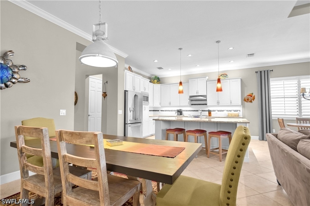 9104 Isla Bella Circle - Photo 7