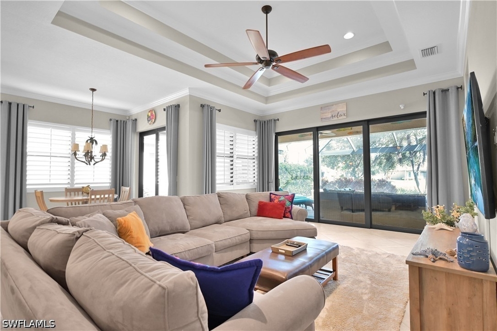 9104 Isla Bella Circle - Photo 2