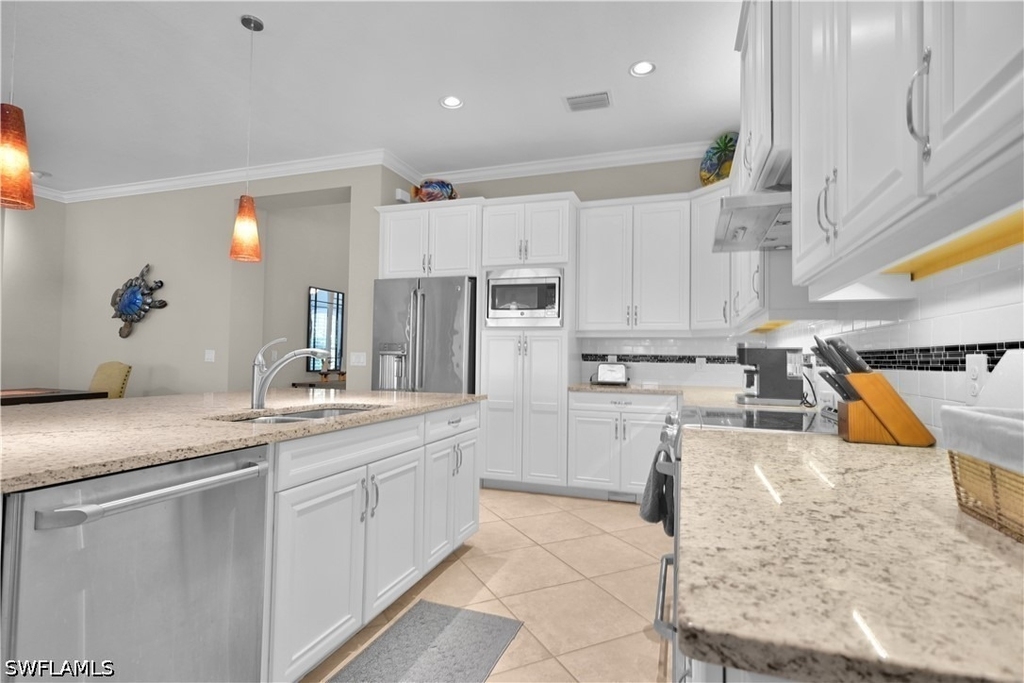 9104 Isla Bella Circle - Photo 13