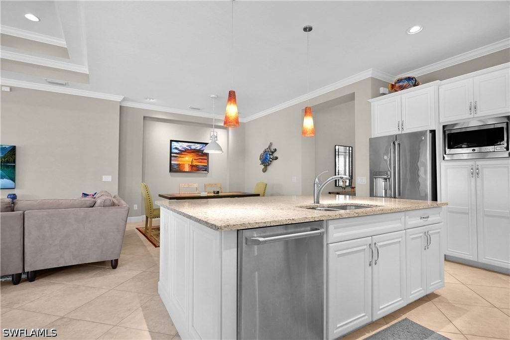 9104 Isla Bella Circle - Photo 15