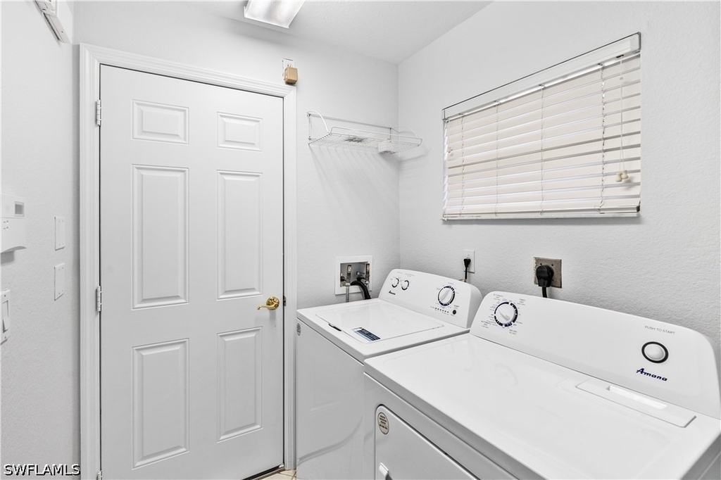 8920 Cascades Isle Boulevard - Photo 22