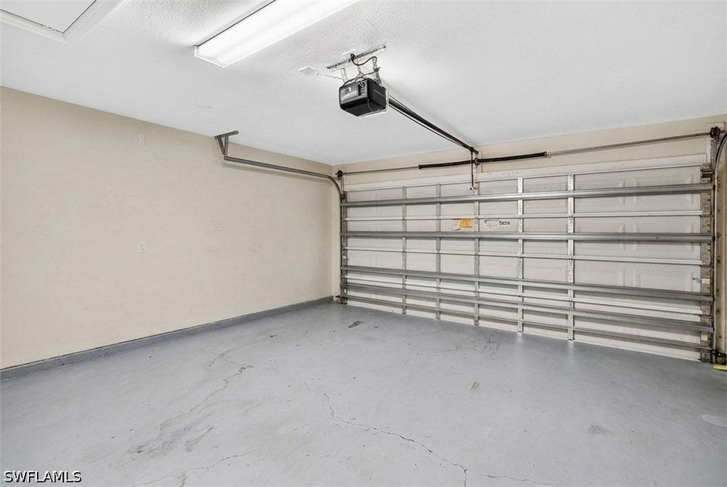 8920 Cascades Isle Boulevard - Photo 21