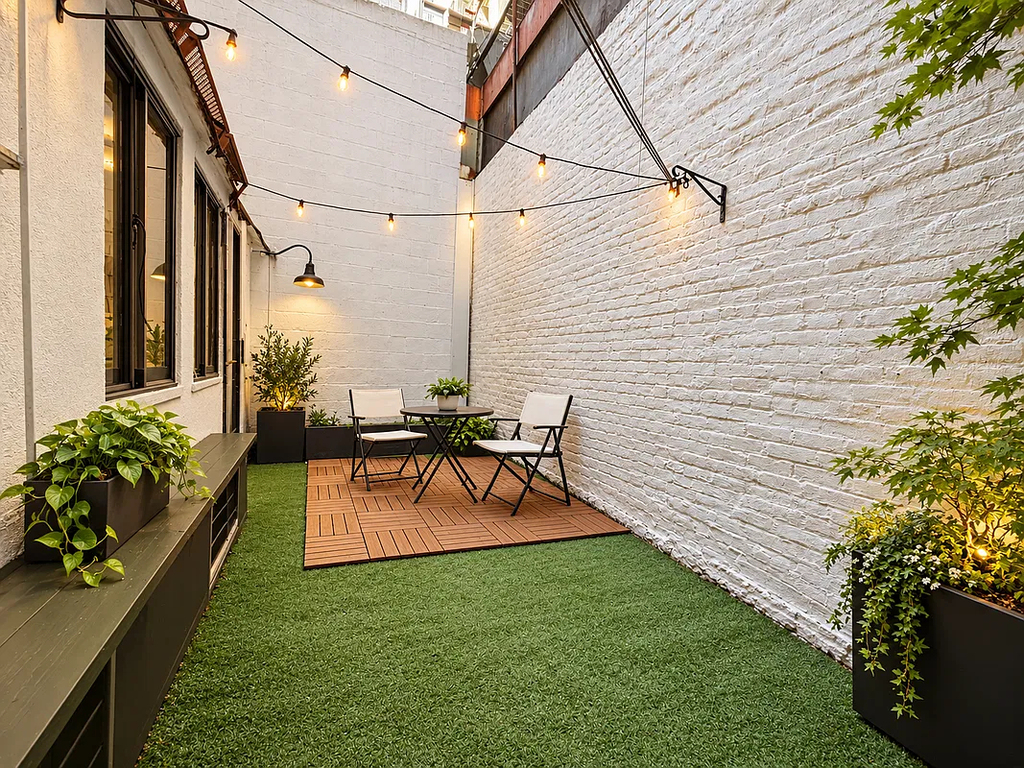 135 West 24th Street - Photo 6