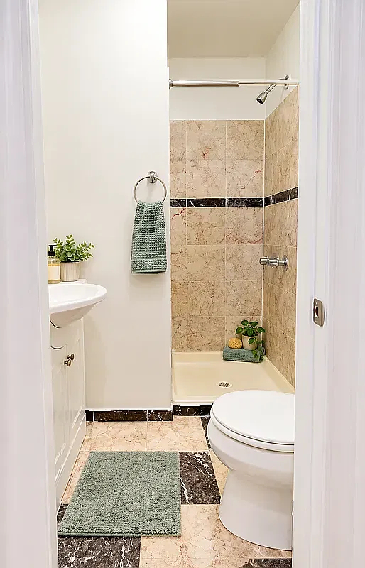 84 Bradhurst Avenue - Photo 4
