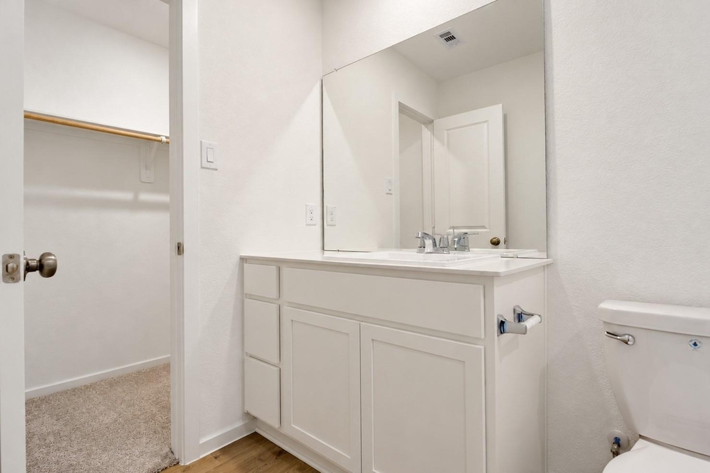 10963 Independence Road - Photo 18