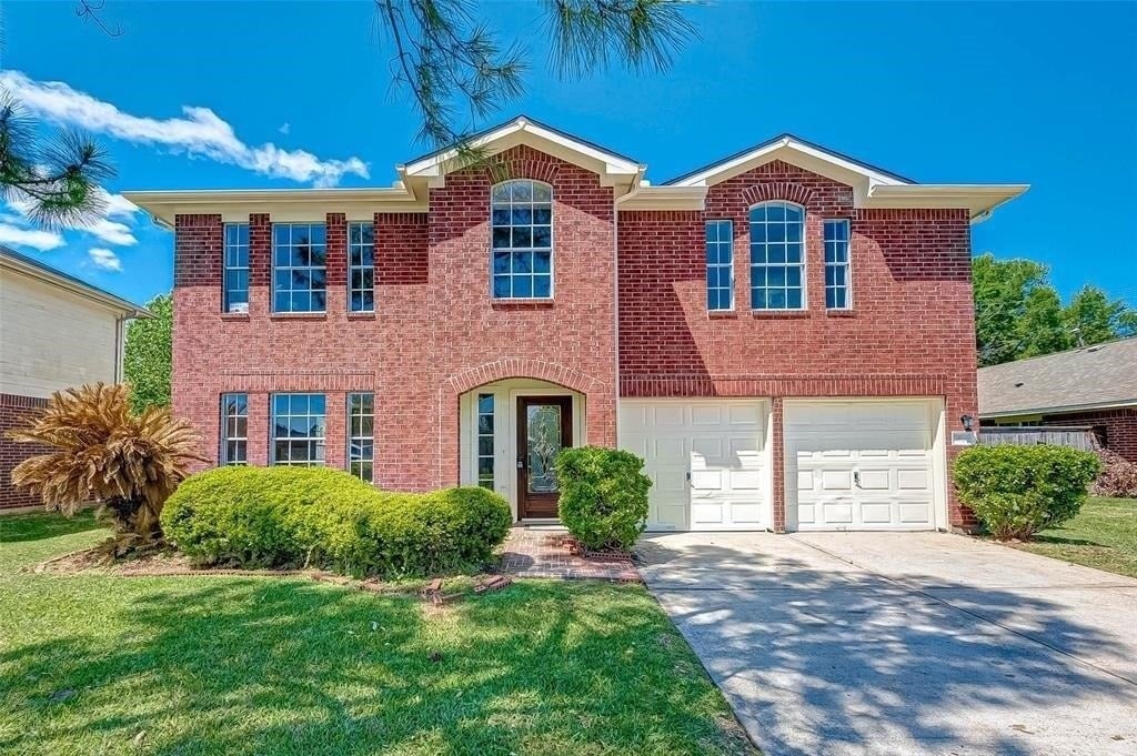 16510 Amy Ridge Road - Photo 0