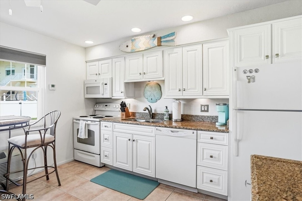 850 Palm Street - Photo 3