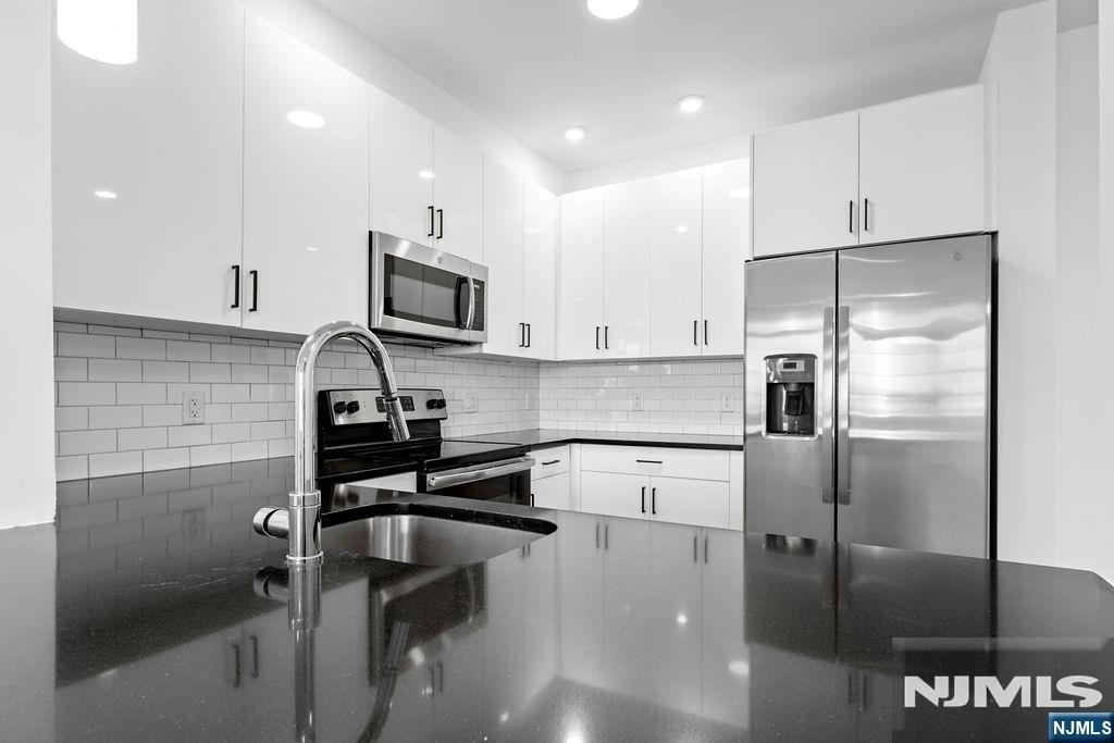 520 Cliff - Photo 5