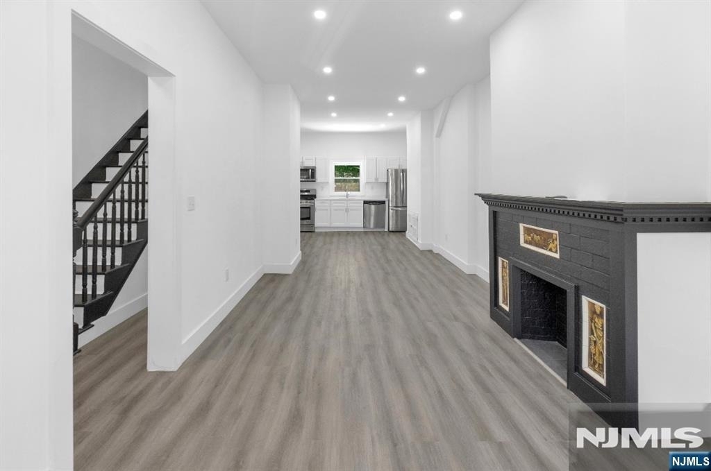 101 Garside - Photo 3