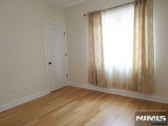 2191 Edwin - Photo 10