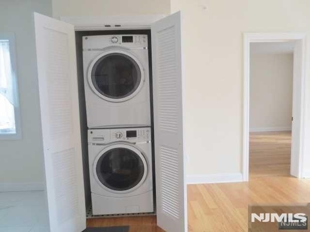 2191 Edwin - Photo 11