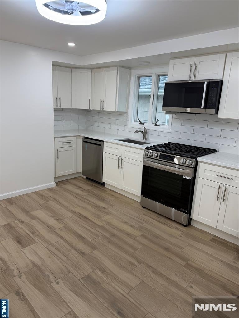 322 Roosevelt - Photo 3