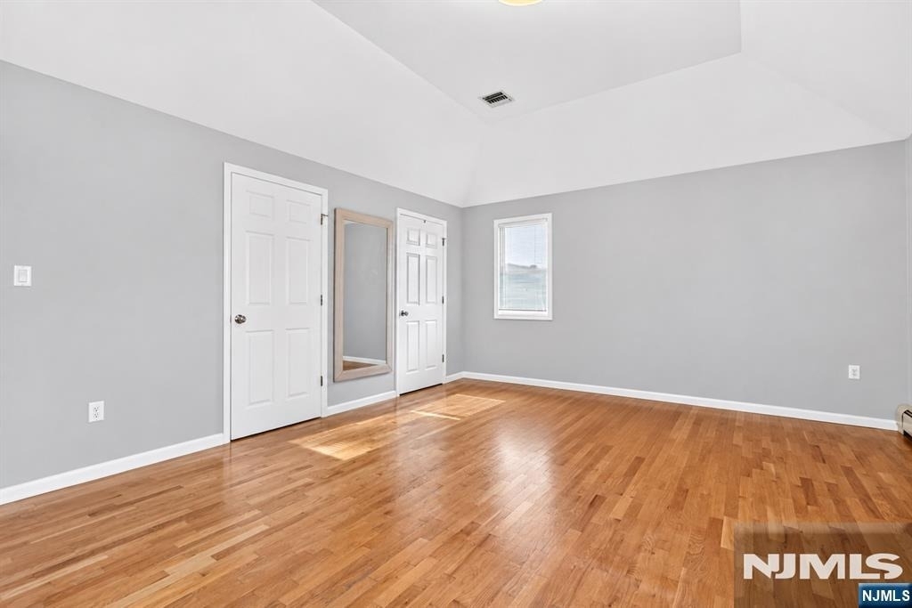 347 4th - Photo 16