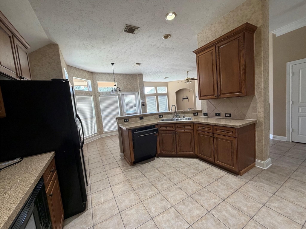 3303 Thistlegrove Lane - Photo 8