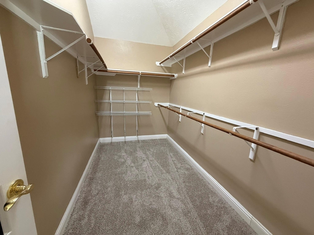 3303 Thistlegrove Lane - Photo 17