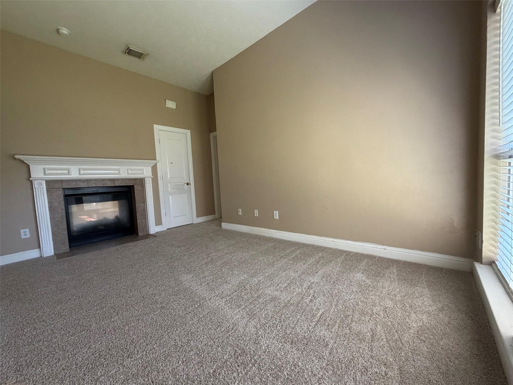 3303 Thistlegrove Lane - Photo 16