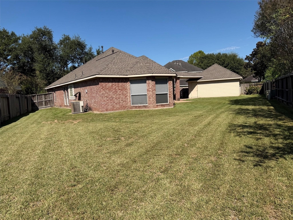 3303 Thistlegrove Lane - Photo 24
