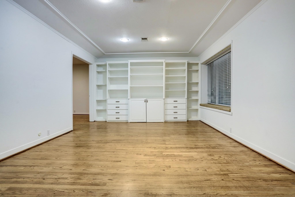 2803 Ashwood Street - Photo 6