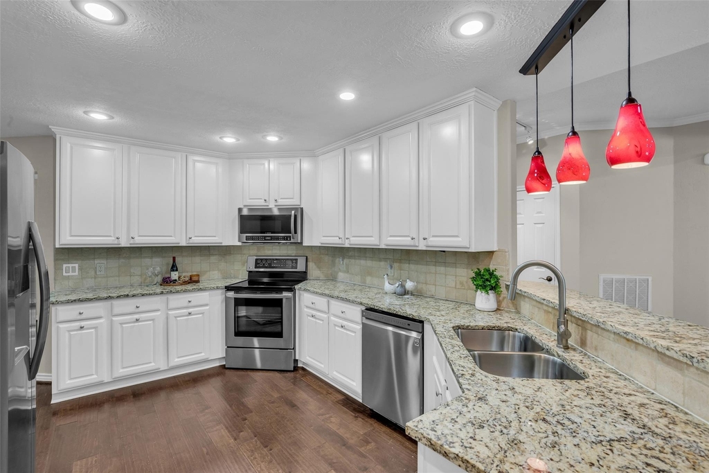 14 Almond Branch Place - Photo 9