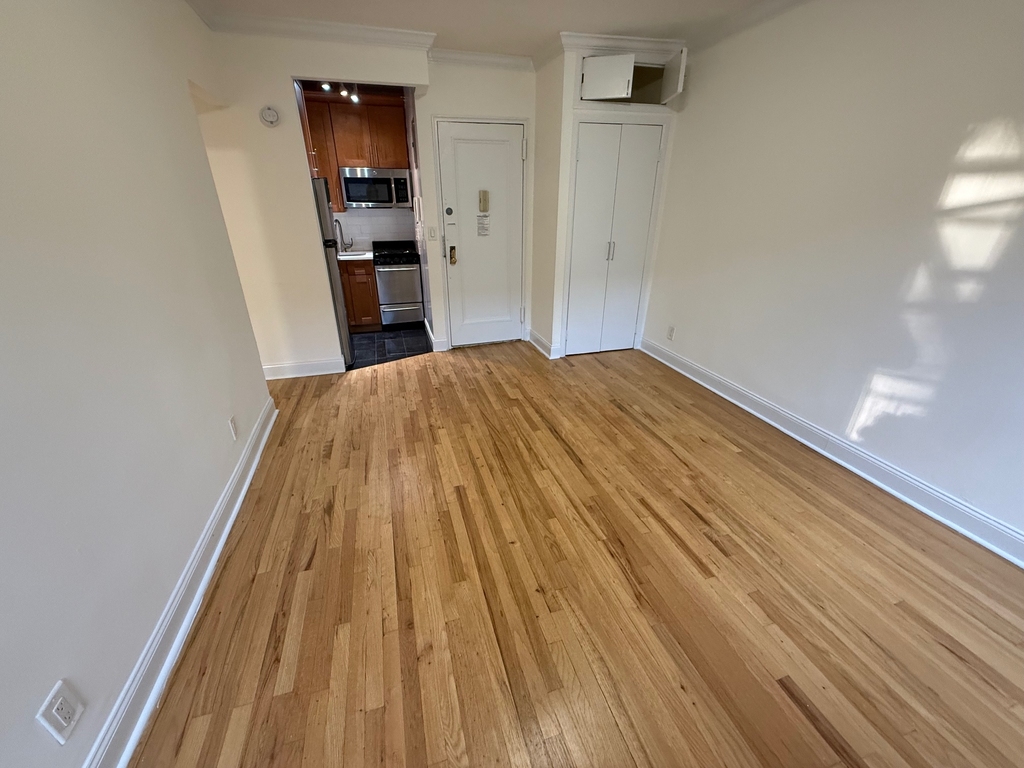 1325 Third ave - Photo 0