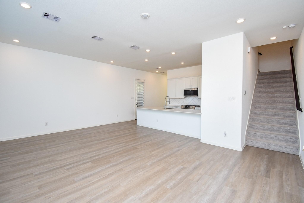 5646 Amber Brook Lane - Photo 11