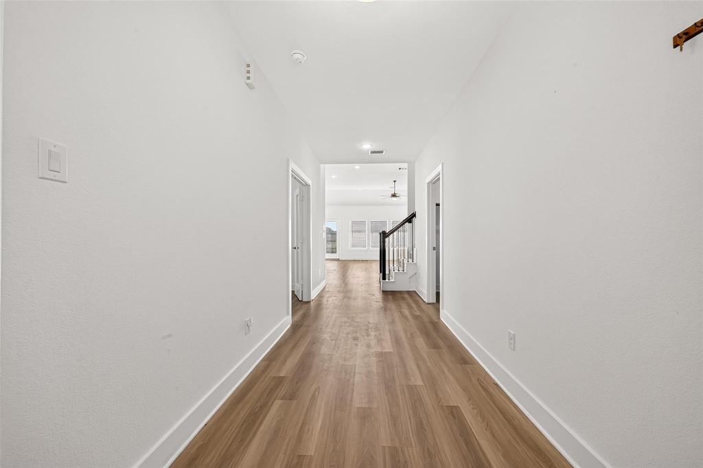 2002 Flatland Drive - Photo 6