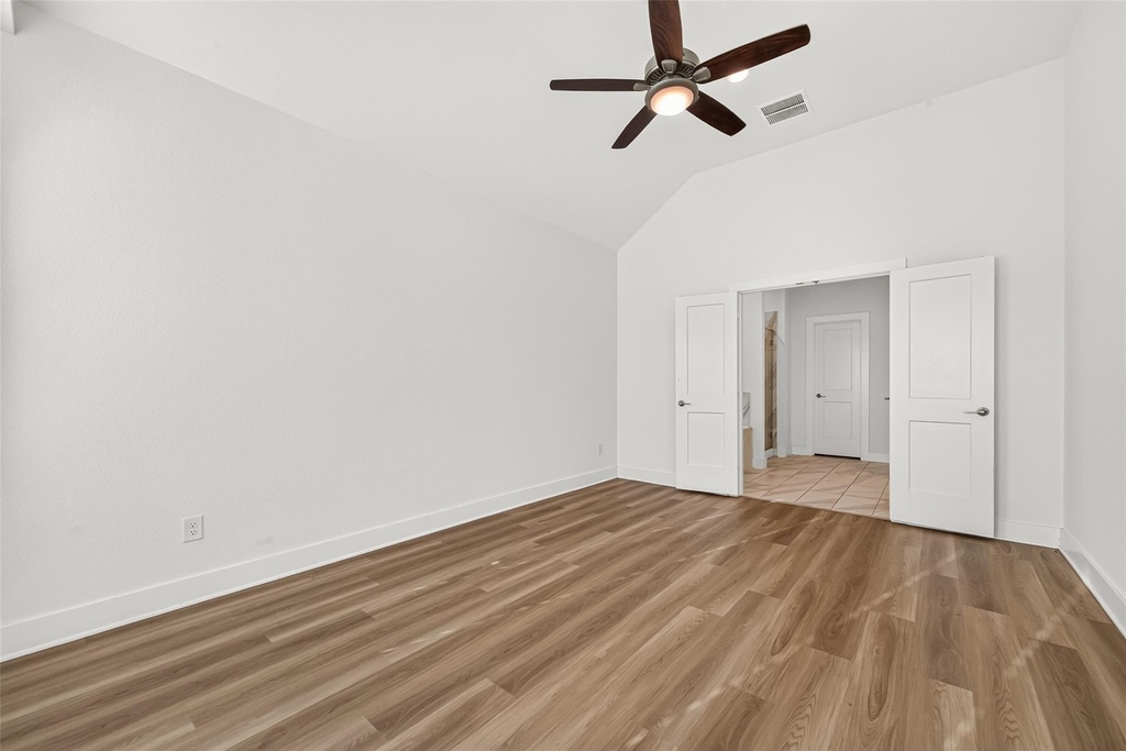 2002 Flatland Drive - Photo 32