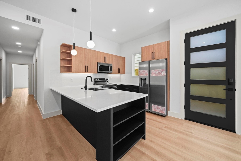426 Calloway Street - Photo 5