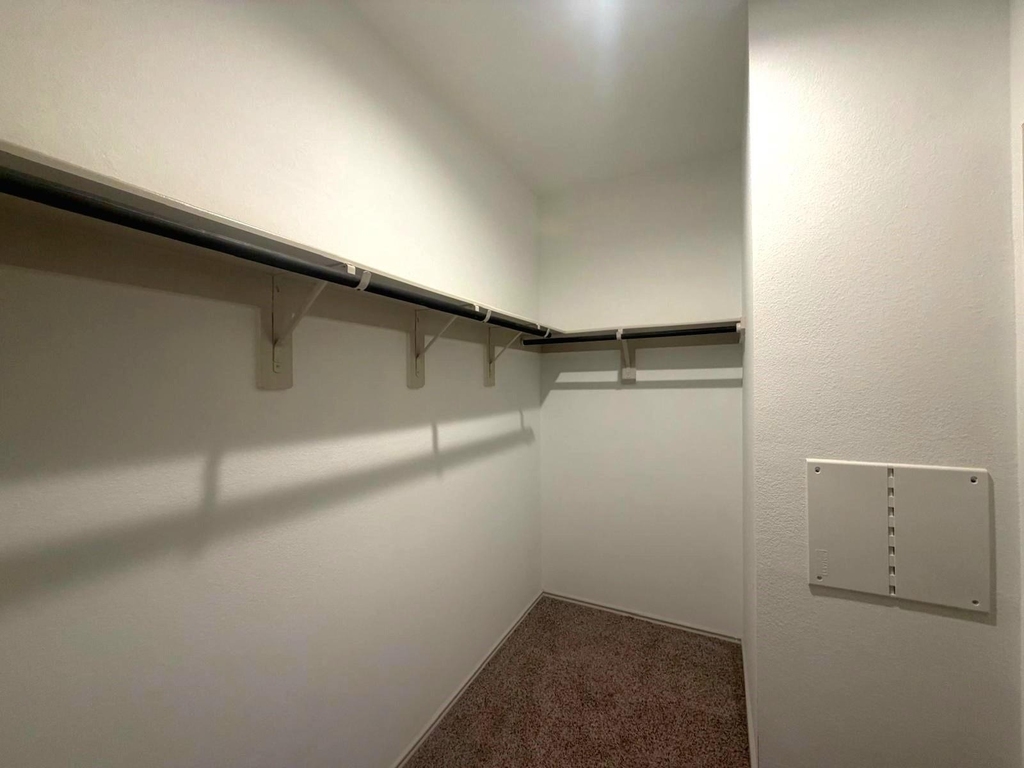 7122 Dawn View Lane - Photo 32
