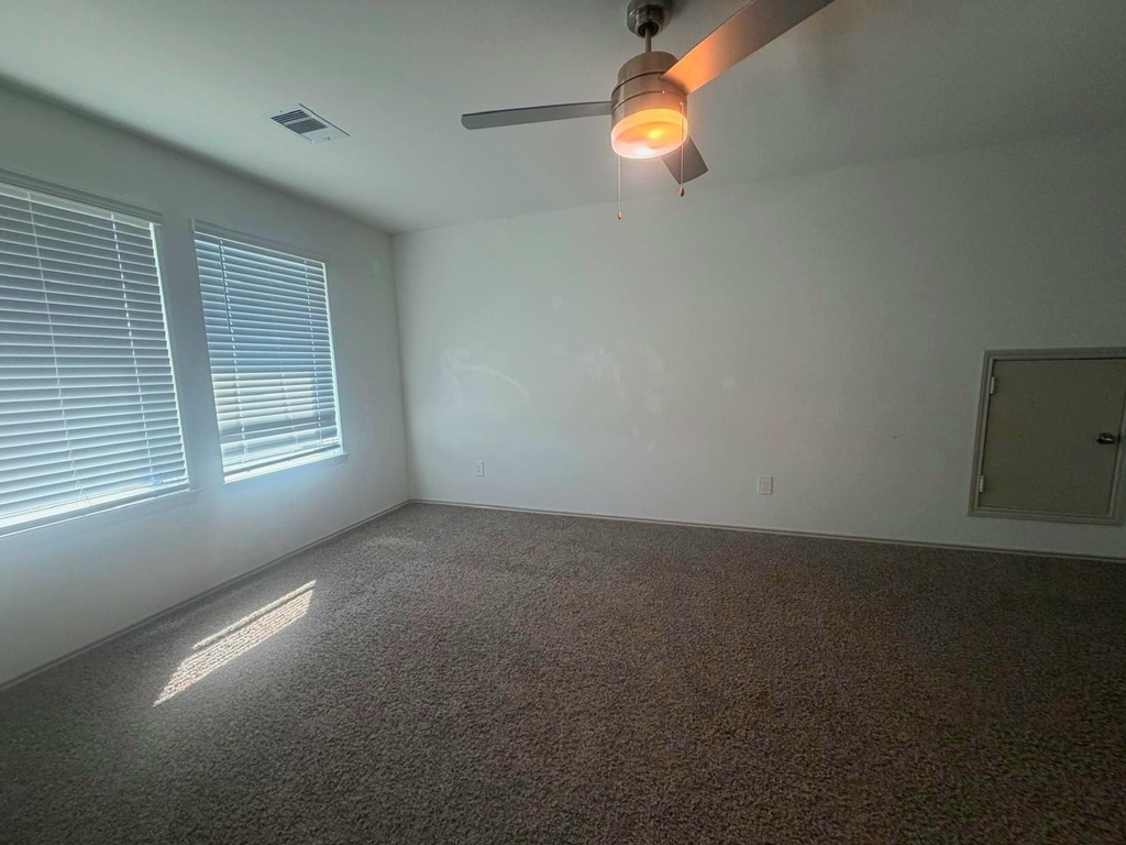 7122 Dawn View Lane - Photo 18