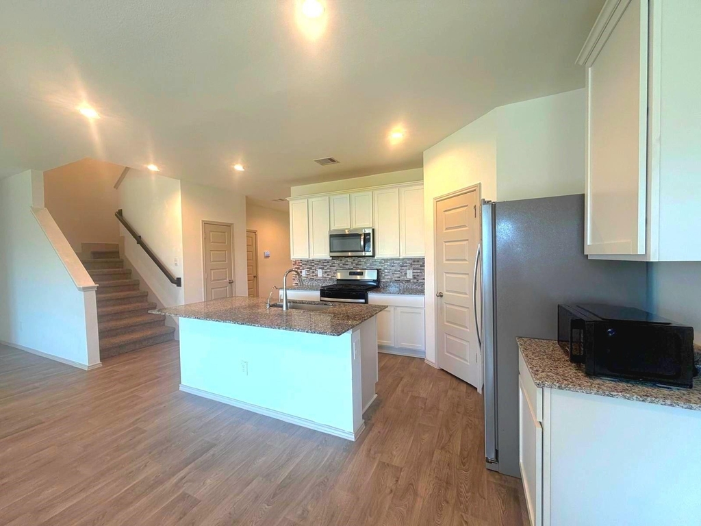 7122 Dawn View Lane - Photo 10