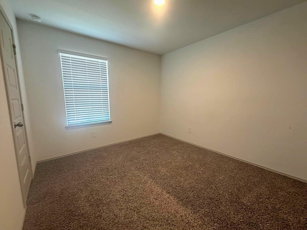 7122 Dawn View Lane - Photo 24