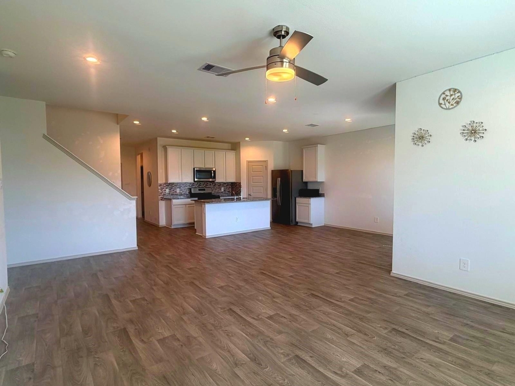 7122 Dawn View Lane - Photo 9