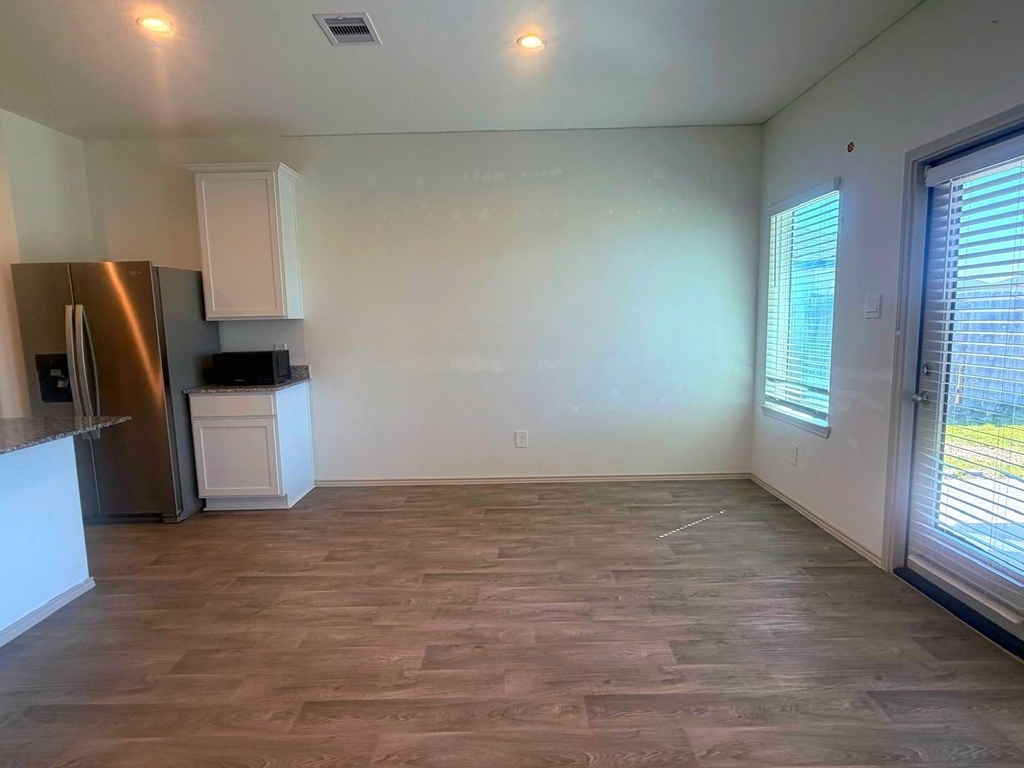 7122 Dawn View Lane - Photo 12