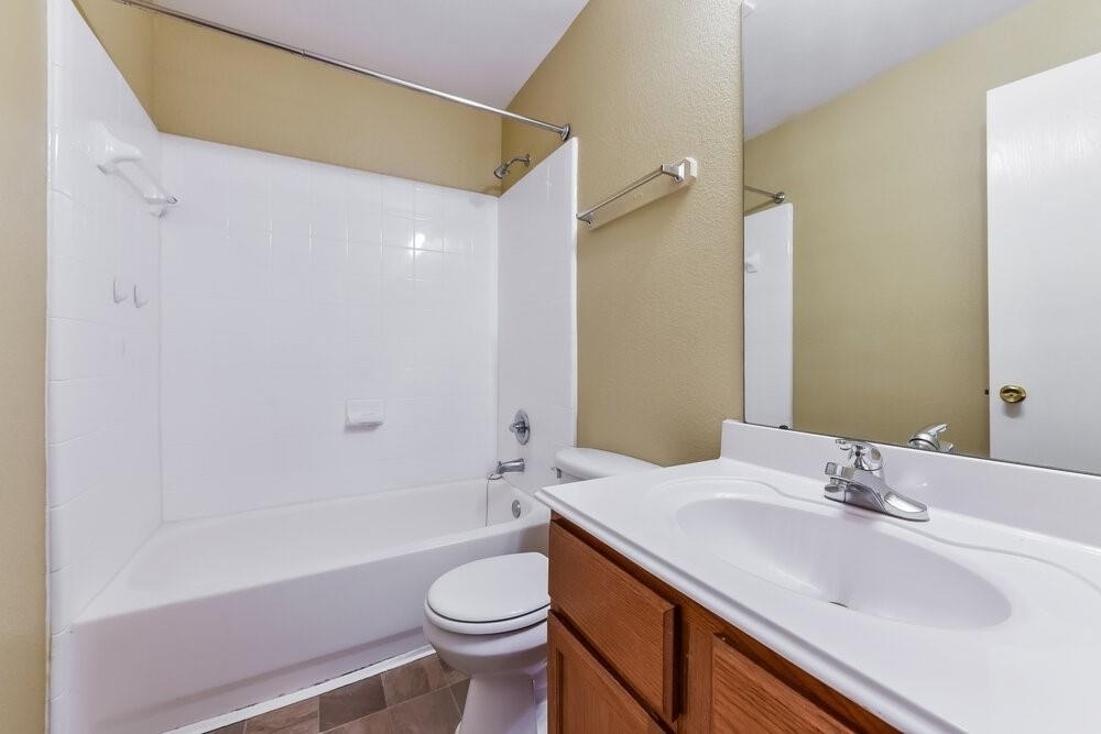 7906 Ashland Springs Lane - Photo 13