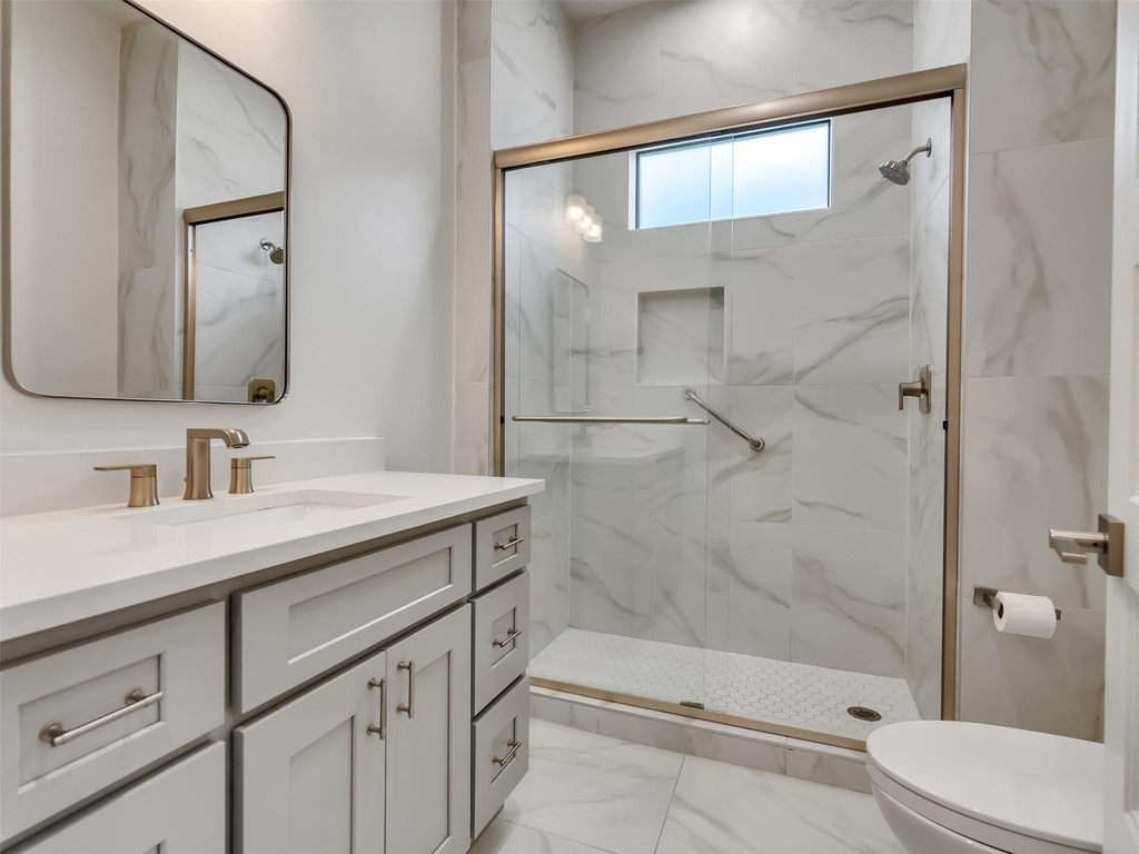 10330 Grove Row Avenue - Photo 18
