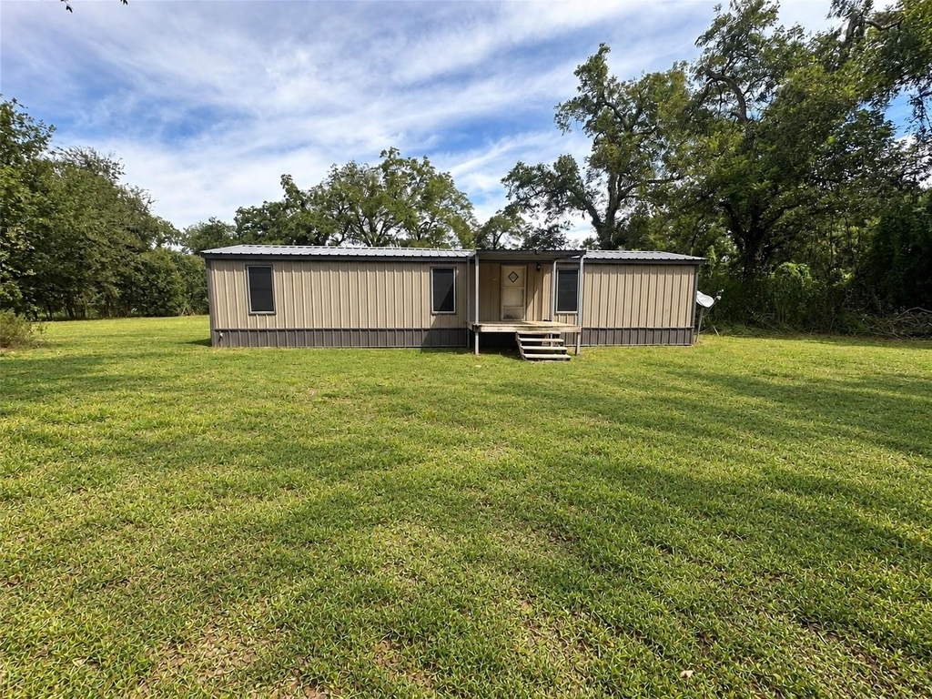 498 Fern Lane - Photo 1