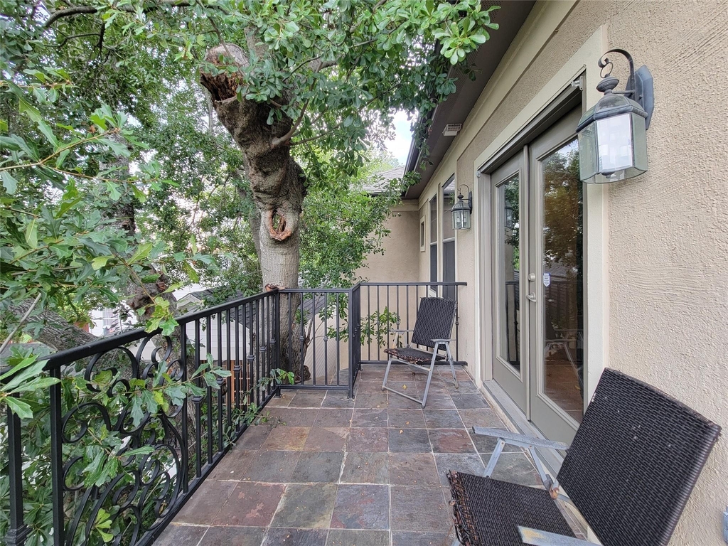 1742 Michigan Street - Photo 9