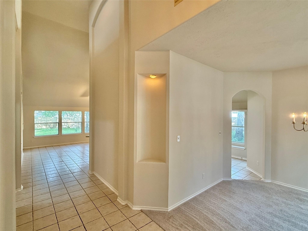 110 S Merryweather Circle - Photo 9